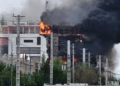 Arrin në 11 numri i të vdekurve nga zjarri në kompleksin tregtar në Iran