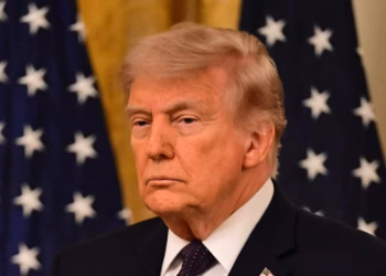 Trump lëshon kërcënim ndaj Omanit, Irani reagon në mbështetje