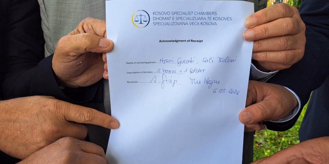 OVL-UÇK dorëzon në Speciale peticionin kundër padrejtësive ndaj ish-krerëve të UÇK-së