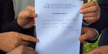 OVL-UÇK dorëzon në Speciale peticionin kundër padrejtësive ndaj ish-krerëve të UÇK-së