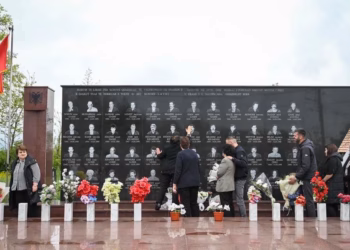Kurti për masakrat në Pejë: Kosova nuk mund të falë e as të harrojë krimet e Serbisë