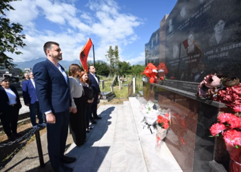 Haxhiu përkujton viktimat e Qyshkut, Zahaqit dhe Pavlanit në 27-vjetorin e masakrës