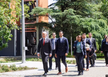 Stradner: Vizita e kongresistëve, hap për riafirmimin e angazhimit të SHBA-së për paqe në rajon