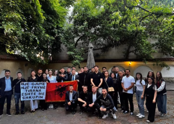 Meidani: Studentët nga Tirana udhëtuan drejt Maqedonisë jo për përplasje, por për të mbështetur një kërkesë elementare