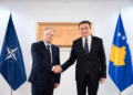 Kurti takon zyrtarin e NATO-s, diskutojnë për Xhandarmërinë dhe forcimin e sigurisë në vend
