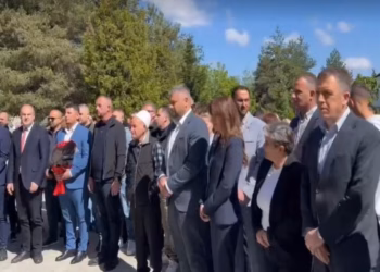 Haxhiu bëri homazhe në 27-vjetorin e masakrës në Bukosh