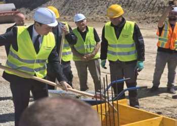 Vendoset gurthemeli i Parkut Industrial në Mitrovicë, 1 milion € investim