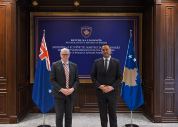 Konjufca priti ambasadorin australian në takim përshëndetës