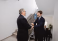 Hamza takon Hoxhën, thekson nevojën për stabilitet politik dhe bashkëpunim të ngushtë me Shqipërinë