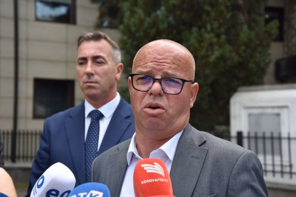 AKK dërgon rregulloren në Kushtetuese, Latifi: Qeveria shkeli Kushtetutën, preken kompetencat e komunave