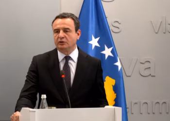 Kurti me paralajmërim për Prokurorinë e Gjykatën para Kos: Ta shohim çfarë do të vendosni për ata që gjakosin zv.ministra
