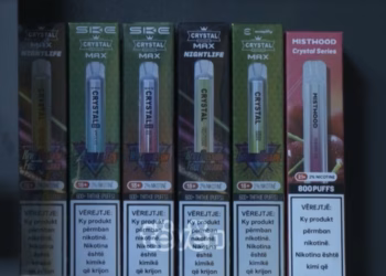 Rritet përdorimi i cigareve elektronike te të rinjtë, kërkohet ndërhyrje ligjore