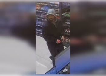 Kërkohet nga Policia i dyshuari për keqpërdorim të kartelave bankare
