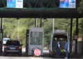 Rikthehet qarkullimi në kufirin mes Kosovës dhe Maqedonisë pas ndërprerjes së sistemit