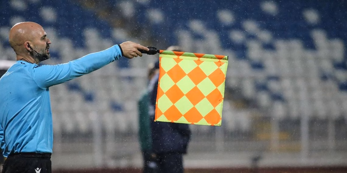 Caktohen gjyqtarët për duelet e javës së 33-të në Superligë