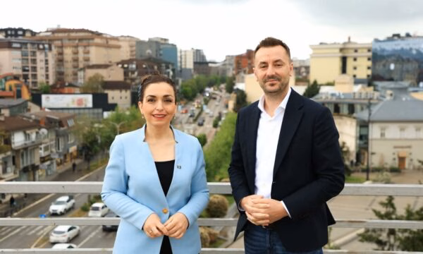 Vjosa Osmani prezanton Visar Xanin si pjesë të ekipit të saj