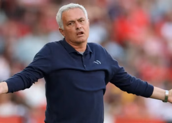 Mourinho shtyn vendimin për rinovim me Benficën, apo të drejtoj Real Madridin, do të vendos javën tjetër