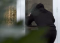 Vidhen 300 litra naftë dhe pajisje në një punishte në Zveçan