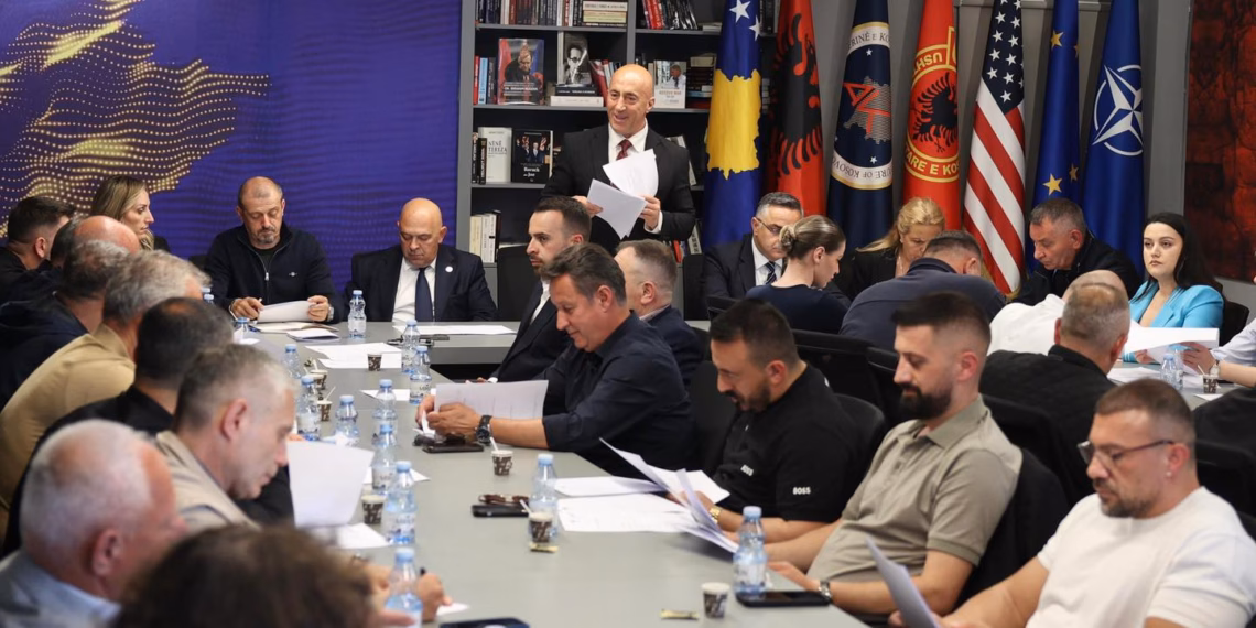 AAK konfirmon Ardian Gjinin kandidat për kryeministër në zgjedhjet e 7 qershorit