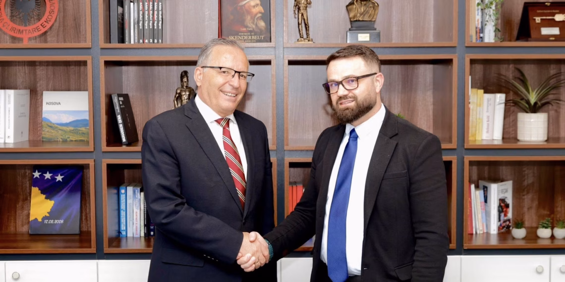 Bedri Hamza prezanton Naim Telakun si kandidat të PDK-së për deputet