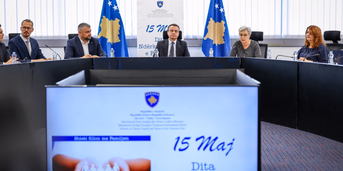 Gërvalla: Shtesat për fëmijë do të rriten deri në 90 euro, për lehona deri në 500 euro