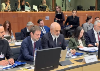 Nis Konferenca Ndërqeveritare në Bruksel, delegacioni i Shqipërisë mbërrin në selinë e BE-së