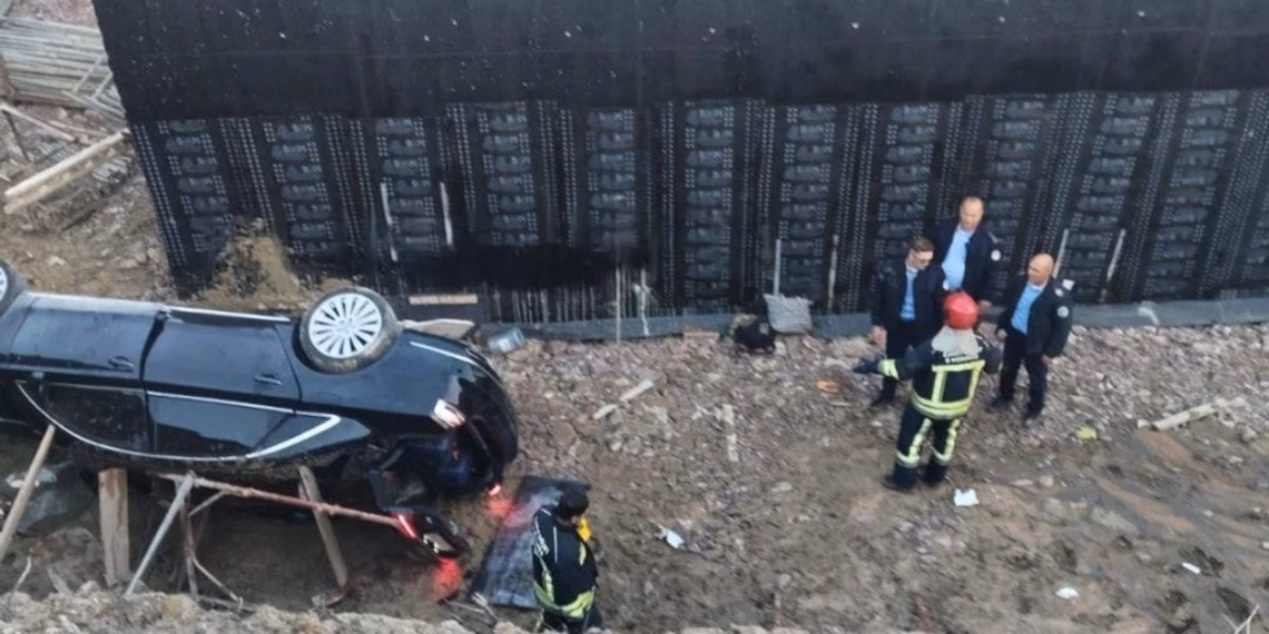 Një i vdekur dhe katër të lënduar nga një vetaksident në Dollc të Klinës