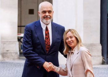 Marrëveshja për emigrantët me Italinë, reagon Edi Rama