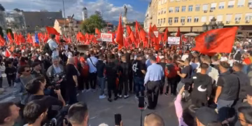 Të rinjtë në Tiranë krah studentëve shqiptarë në Shkup, njoftojnë protestë në kryeqytet
