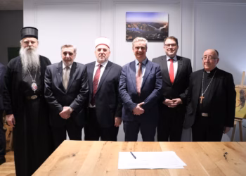 Udhëheqësit fetarë me deklaratë: Të respektohen vajzat dhe gratë, të refuzohet nxitja e urrejtjes