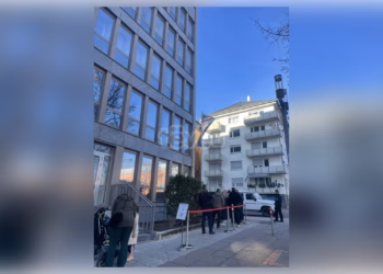 Si mund të votojnë qytetarët rezident që ndodhen përkohësisht jashtë vendit?