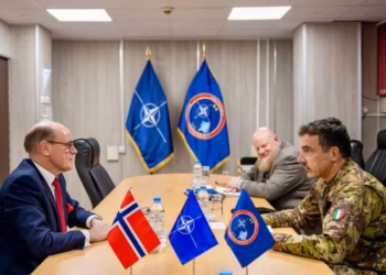 KFOR-i pret ambasadorin norvegjez, diskutojnë për sigurinë në Kosovë