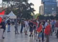 Dita e 10-të e protestës në Tiranë, aktivistët dhe qytetarët mblidhen në shesh
