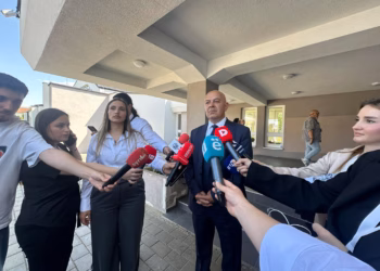 ​Gjini voton në Gjakovë: Fton qytetarët të dalin në zgjedhje dhe të vendosin për Kosovën