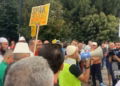 Dita e 31-të e tubimit në Tiranë, protestuesit marshojnë drejt Kryeministrisë pas përplasjeve në Kuvend