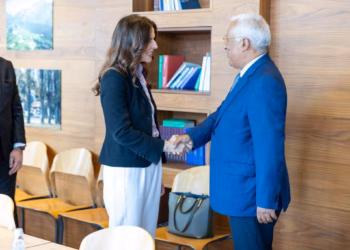 Çitaku takohet me Costan, diskutohet rruga e Kosovës drejt BE-së dhe sfidat e shtetndërtimit