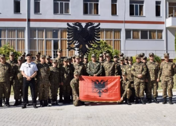 Niset kontingjenti “KFOR 8” drejt Kosovës, Forca Tokësore angazhohet në mision paqeruajtës