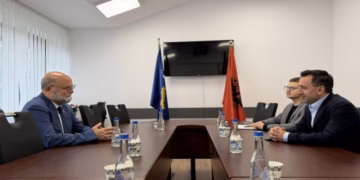 Basha dhe Malaj diskutojnë për projektet infrastrukturore Kosovë-Shqipëri