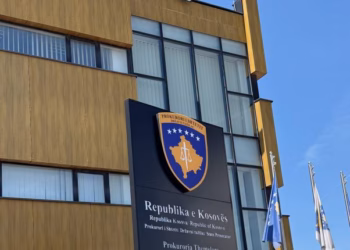 Çka ndodhi brenda banesës në Ferizaj ku u vra 32-vjeçari? -Detaje nga kërkesa e Prokurorisë për caktim të paraburgimit ndaj të dyshuarës