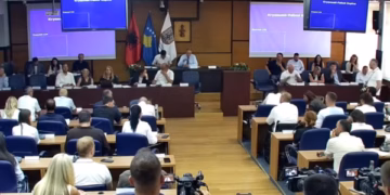 ​Kuvendi i Prishtinës nuk arrin t’i ndaj 100.000 € për “Prishtina Parking”