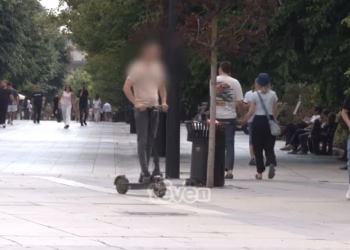 Qytetarët ankohen për trotinetet elektrikë: Po rrezikohet siguria në kryeqytet