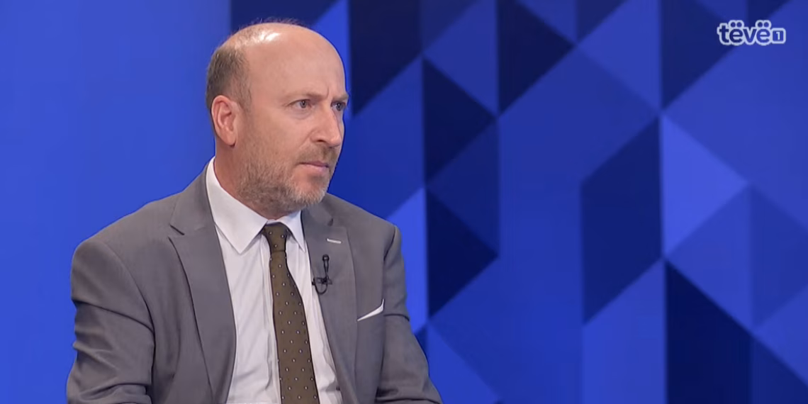 Bërxulli: Abdixhiku ka humbur kontrollin e partisë, është nën ndikim e Osmanit