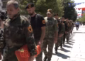 Të uniformuar si para 27 vjetësh, ushtarët e UÇK-së zbarkuan në Prishtinë në Ditën e Çlirimit