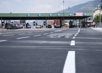 Polici që u godit për vdekje nga vetura në Vërmicë ishte duke patrulluar në këmbë, Policia jep detaje për rastin