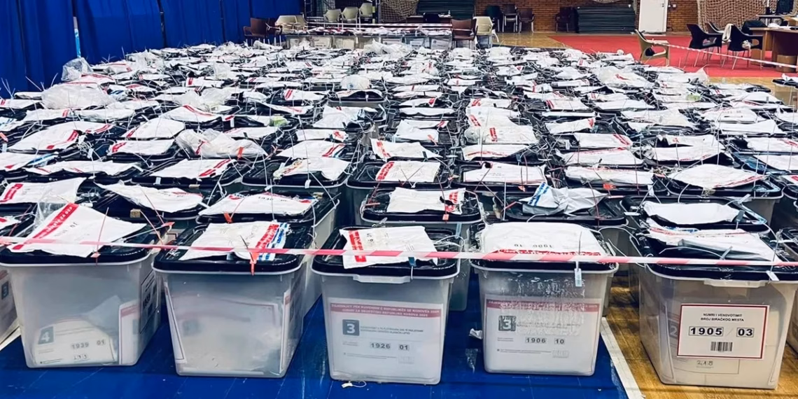 Rreth 28 mijë qytetarë votojnë nesër në përfaqësitë diplomatike të Kosovës