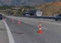 Një kosovar goditet nga një automjet në “Rrugën e Kombit”, në gjendje të rëndë