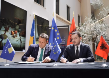 Kosova dhe Shqipëria nënshkruajnë dy marrëveshje për forcimin e bashkëpunimit në bujqësi