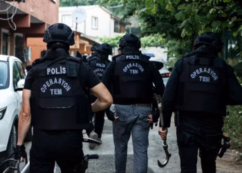 Turqia arreston 209 persona të dyshuar për lidhje me grupe ekstremiste para samitit të NATO-s