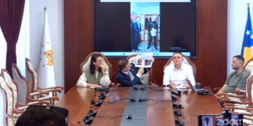 Prokuroria Speciale tregon fotot e dy të dyshuarve të arrestuar për Masakrën e Reçakut