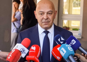 Gjini: Komisionerët dhe vëzhguesit të kujdesen të mos përsëriten gabimet e së kaluarës